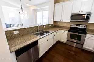 2113 E Huntington Dr, Phoenix, AZ 85040 - Photo 3