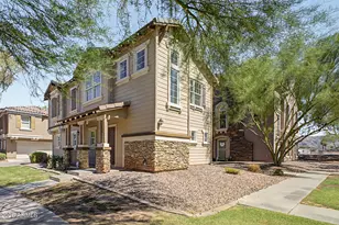 2113 E Huntington Dr, Phoenix, AZ 85040 - Photo 9