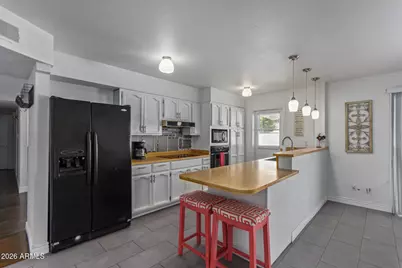 106 E Geneva Drive, Tempe, AZ 85282 - Photo 9