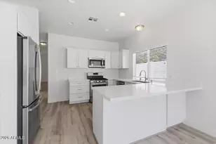 1028 N Columbus Dr, Gilbert, AZ 85234 - Photo 35