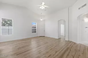 1028 N Columbus Dr, Gilbert, AZ 85234 - Photo 11
