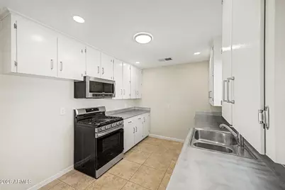 3621 N 21st Drive, Phoenix, AZ 85015 - Photo 13