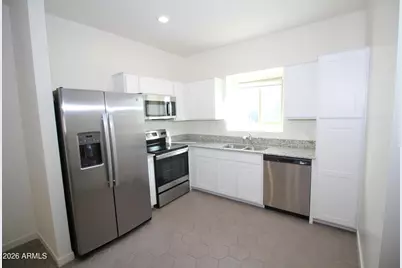 2215 W Harmont Drive, Phoenix, AZ 85021 - Photo 9