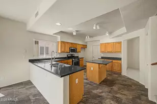 7349 W Willow Ave, Peoria, AZ 85381 - Photo 5