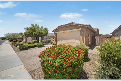 1360 W Joshua Tree Avenue, San Tan Valley, AZ 85140 - Photo 3