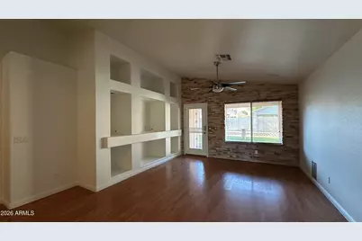 8146 W Clara Lane, Peoria, AZ 85382 - Photo 3