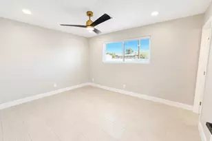 3429 W Aster Dr, Phoenix, AZ 85029 - Photo 9