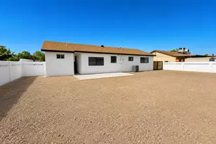 3429 W Aster Dr, Phoenix, AZ 85029 - Photo 11