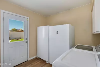 3351 E Desert Cove Avenue, Phoenix, AZ 85028 - Photo 15
