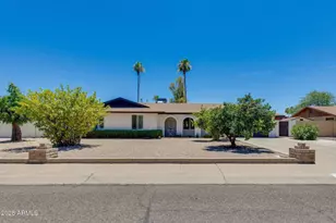 3351 E Desert Cove Ave, Phoenix, AZ 85028 - Photo 1