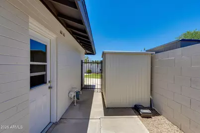 3351 E Desert Cove Avenue, Phoenix, AZ 85028 - Photo 37