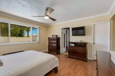3351 E Desert Cove Avenue, Phoenix, AZ 85028 - Photo 17