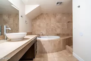 215 E McKinley St, Phoenix, AZ 85004 - Photo 17