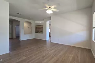 10335 E Rosemary Ln, Scottsdale, AZ 85255 - Photo 5