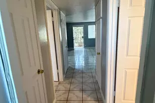 1111 E Turney Ave, Phoenix, AZ 85014 - Photo 9
