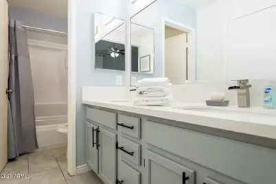 1721 E Fremont Road, Phoenix, AZ 85042 - Photo 15