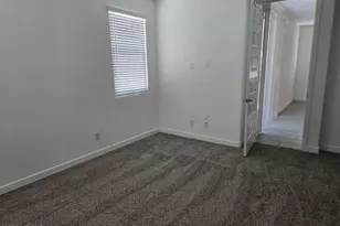 3703 S 63rd Dr, Phoenix, AZ 85043 - Photo 33