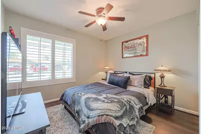 2327 W Sunnyside Avenue, Phoenix, AZ 85029 - Photo 9
