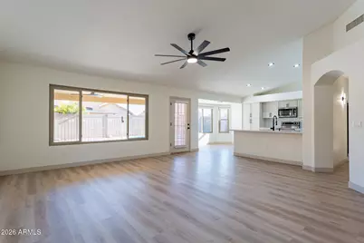 9935 W Irma Lane, Peoria, AZ 85382 - Photo 3