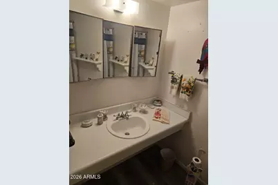 2534 W Berridge Lane #D207, Phoenix, AZ 85017 - Photo 3