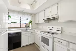 16255 E Chiquita Dr, Fountain Hills, AZ 85268 - Photo 11
