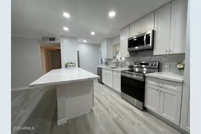 705 E Kachina Avenue, Apache Junction, AZ 85119 - Photo 5