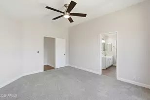 9239 W Cinnabar Ave, Peoria, AZ 85345 - Photo 11
