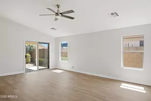 9239 W Cinnabar Ave, Peoria, AZ 85345 - Photo 9