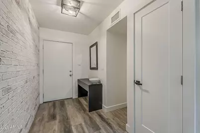 3136 N 38th Street #1, Phoenix, AZ 85018 - Photo 7