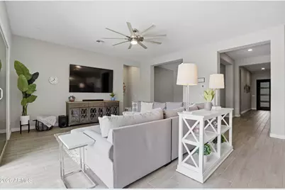 2573 E Mayberry Avenue, Gilbert, AZ 85297 - Photo 15
