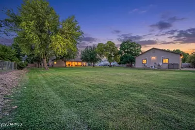 2141 E Melrose Street, Gilbert, AZ 85297 - Photo 3