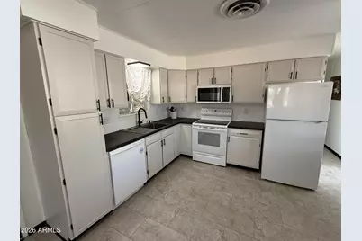 3602 N Montana Avenue, Florence, AZ 85132 - Photo 3