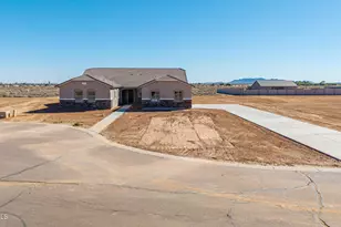 9143 W Limestone Mountain Dr, Casa Grande, AZ 85194 - Photo 11