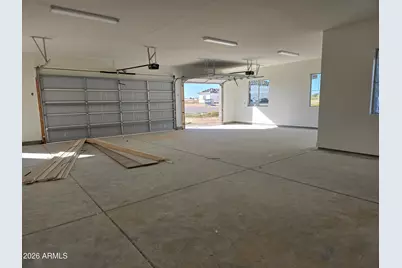 9195 W Limestone Mountain Drive, Casa Grande, AZ 85194 - Photo 3
