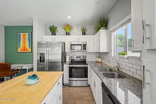8342 N 22nd Ln N, Phoenix, AZ 85021 - Photo 9