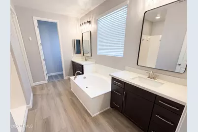 18840 W Mercer Lane, Surprise, AZ 85388 - Photo 21