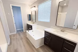 18840 W Mercer Ln, Surprise, AZ 85388 - Photo 21