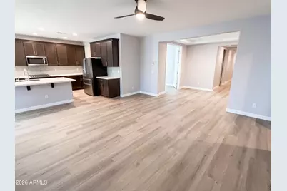 18840 W Mercer Lane, Surprise, AZ 85388 - Photo 9