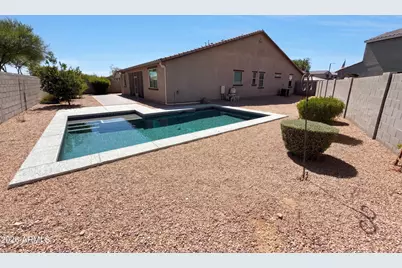 18840 W Mercer Lane, Surprise, AZ 85388 - Photo 5