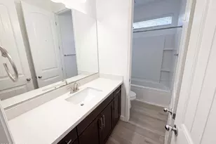 18840 W Mercer Ln, Surprise, AZ 85388 - Photo 25