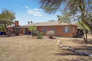 4065 E Roberts Pl, Tucson, AZ 85711 - Photo 5