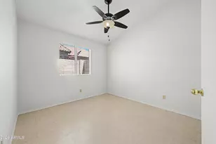 10526 W Yukon Dr, Peoria, AZ 85382 - Photo 17
