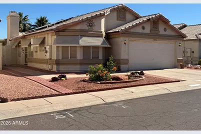 10526 W Yukon Drive, Peoria, AZ 85382 - Photo 1