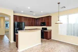 6013 W Park View Ln, Glendale, AZ 85310 - Photo 5