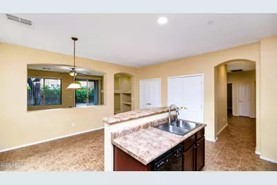 6013 W Park View Lane, Glendale, AZ 85310 - Photo 7