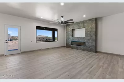 930 Via Marcia --, Wickenburg, AZ 85390 - Photo 11