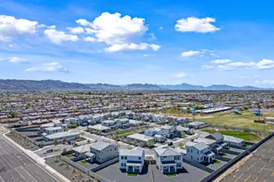 2327 E Levi Dr, Phoenix, AZ 85040 - Photo 33