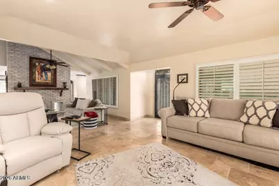 5224 W Creedance Boulevard, Glendale, AZ 85310 - Photo 7