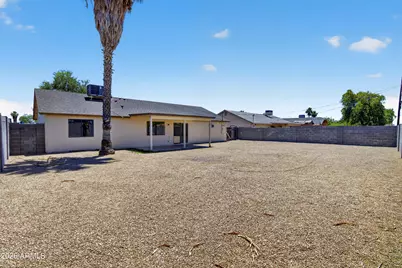690 E Osage Avenue, Apache Junction, AZ 85119 - Photo 39