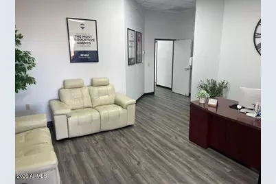 943 S Gilbert Road #204, Mesa, AZ 85204 - Photo 5